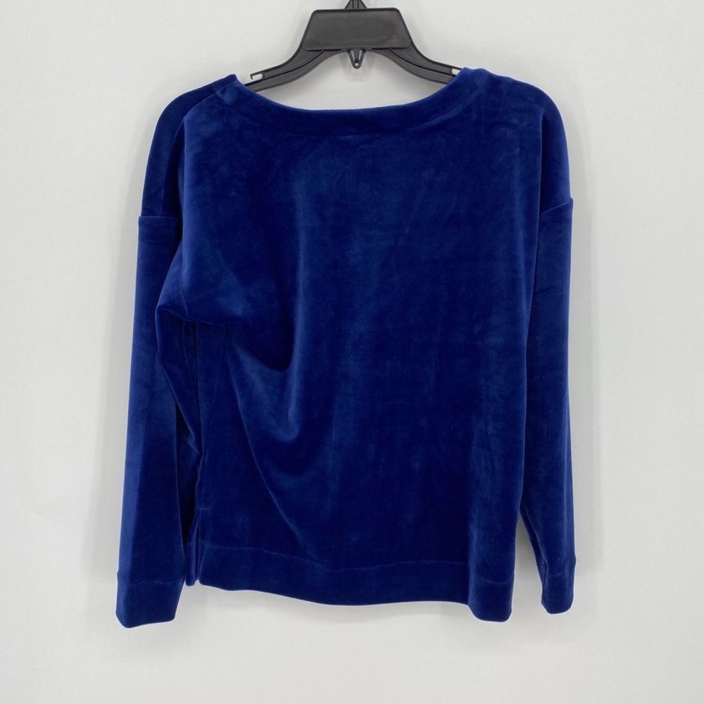 Tommy Bahama Velour Popover - Picture 2 of 3